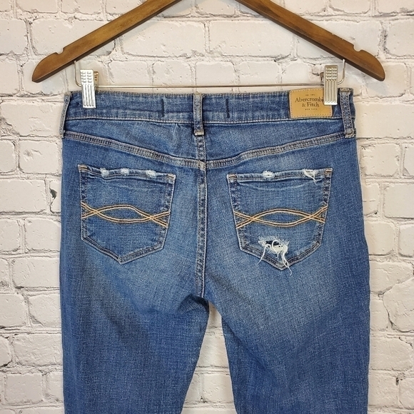ABERCROMBIE & Fitch Distressed Denim Skinny Jeans - Picture 5 of 6